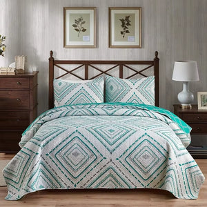 3-Piece Quilt Set with 2 Pillow Shams- Boho Reversible Soft and Lightweight Quilt Bedding Bedspread Coverlet Set